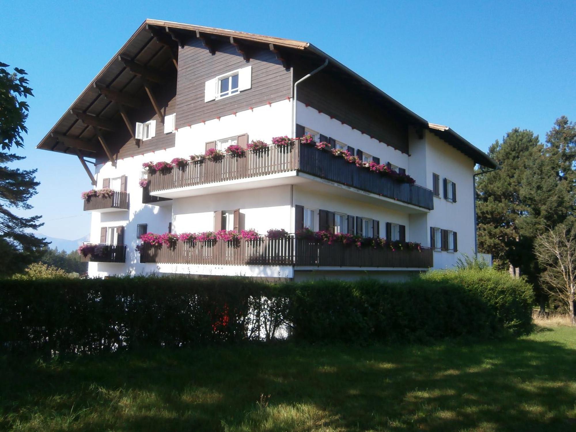 Hotel Due Pini Baselga di Pinè Exterior foto